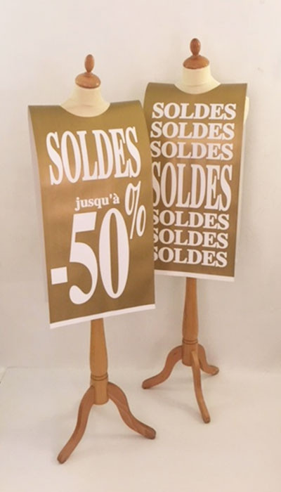 Affiche mannequin  "SOLDES jusqu'à -50%" L40 H168 cm