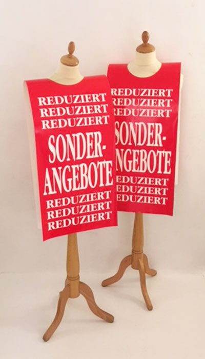 Affiche mannequin  "SONDER ANGEBOTE..." L40 H168 cm