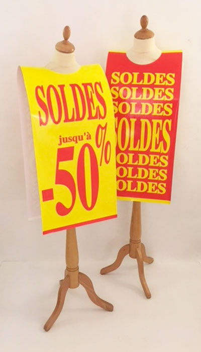 Affiche mannequin "SOLDES -50%" L40 H168 cm