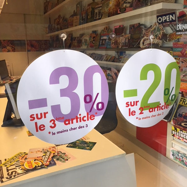 Carton rond recto "20%" verso "30%" 32 cm et 2 ventouses