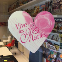 Décoplastic coeur "Vive Les Mariés" L30,5 H25 cm